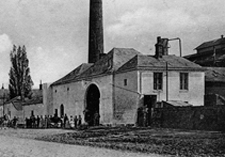 La nouvelle entrée de la sucrerie au début du XXe siècle. Repro. T. Lefébure